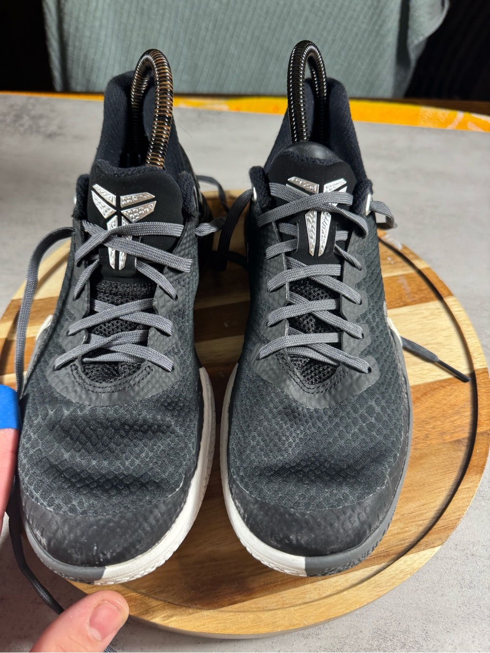 Nike Kobe Mamba Focus “Black” White Size 6 men’s /womens 7.5 - Picture 2 of 7